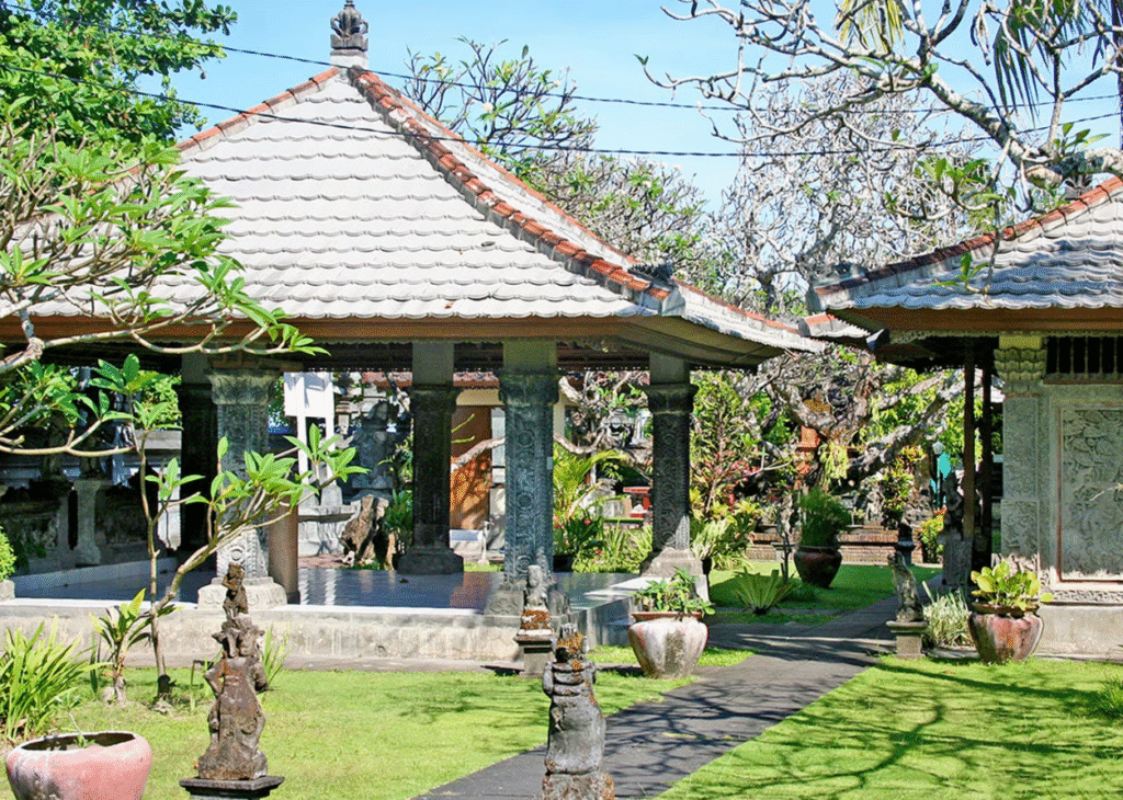 Tempat Terbaik untuk Dikunjungi